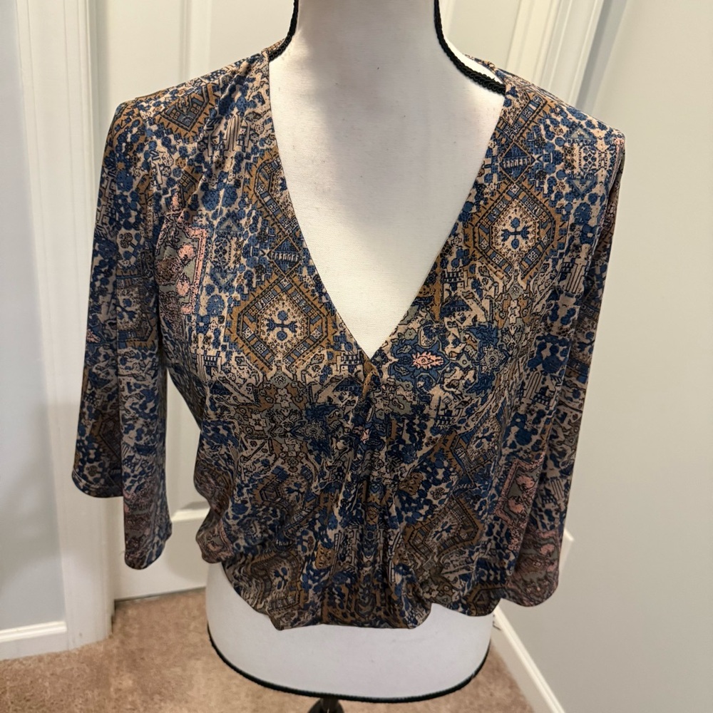 Abbeline Brown and Black Ruched Crop Blouse 3/4 Sleeve nwot